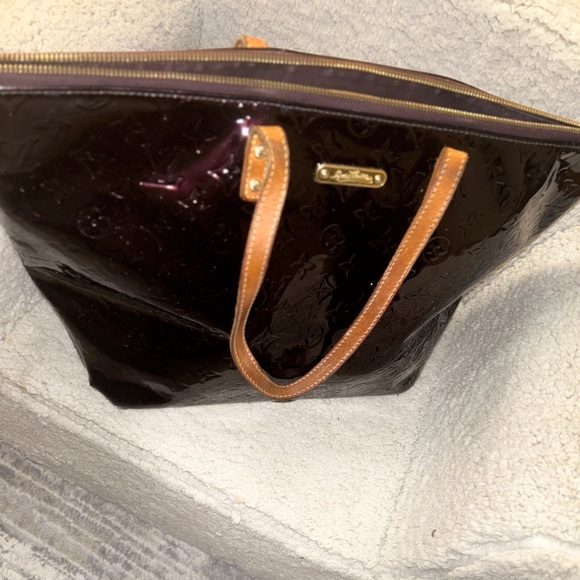 Louis Vuitton Bellevue Patent Leather Handbag - Picture 1 of 7